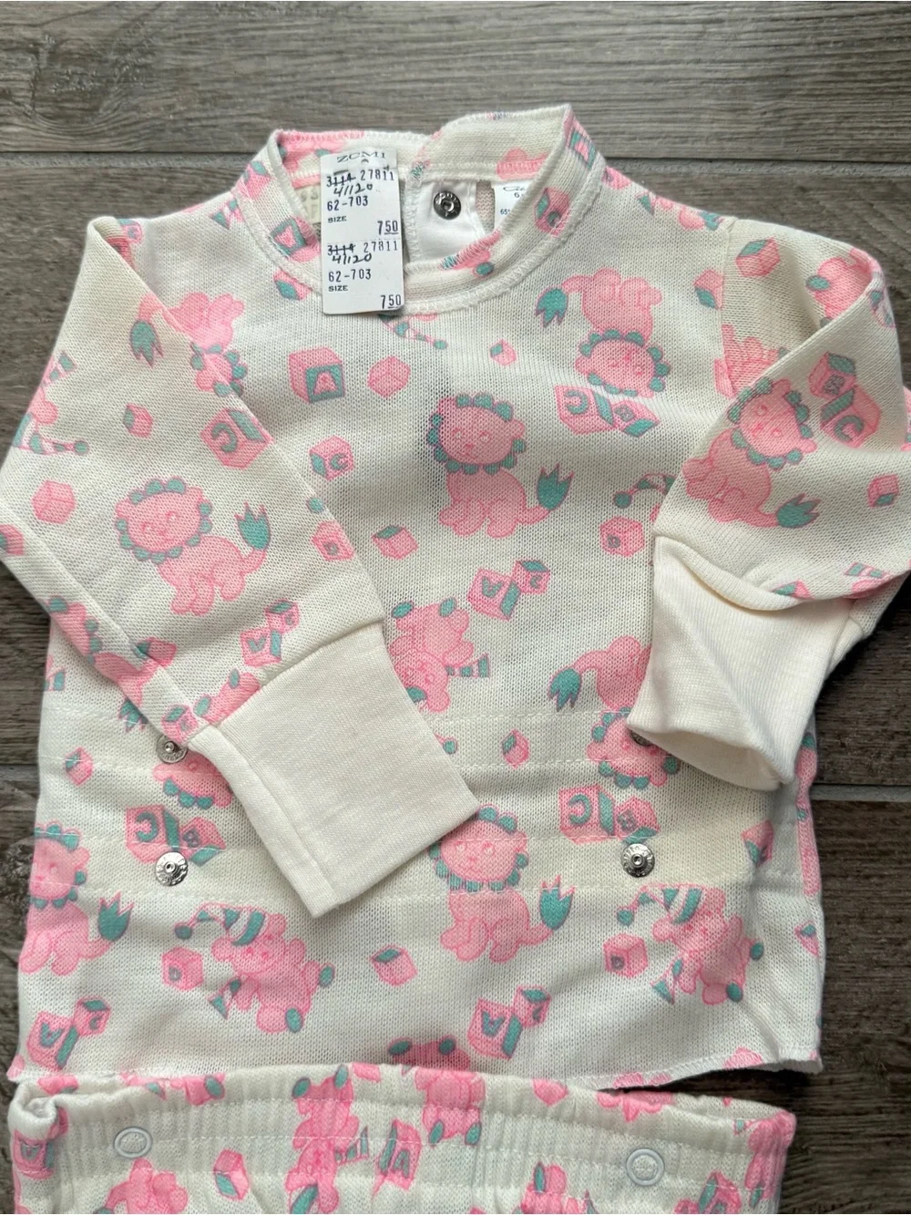 Vintage Carter’s Cream and Pink Footed Pajama Set with Toy Pattern NWT